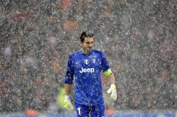 开云下载-跨越太平洋的火焰，浙江队关键战突围与杰伦·格林接管总决赛的体育史诗