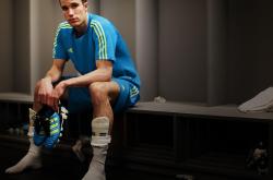 开云下载-羽坛双星闪耀，团队鏖战与个人传奇的交响