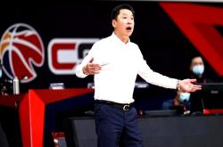 开云体育下载-一位老将在比赛中表现出色，引发了许多热议