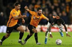 开云体育APP下载-桑德兰主场击败热刺，豪取分