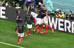 开云体育-葡萄牙完胜加拿大，博格巴2惊艳世界