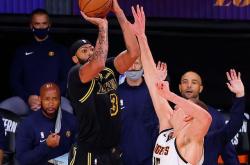 开云体育登录-包含山东队力克掘金，浓眉哥高光表现的词条