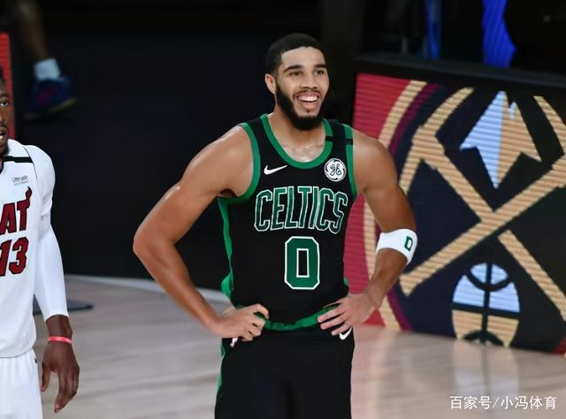 包含新秀崛起，打破球队历史记录的词条