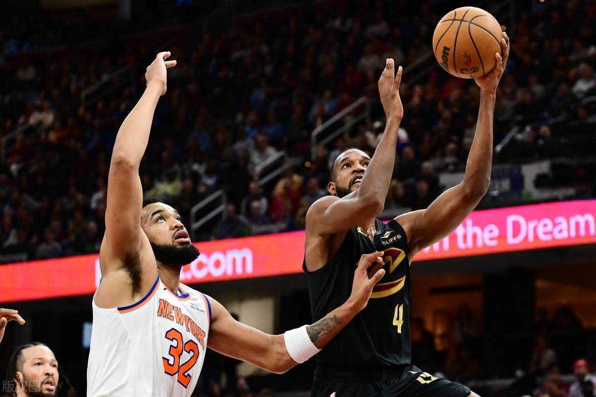 骑士队球员表现出色，精神风貌提振球队