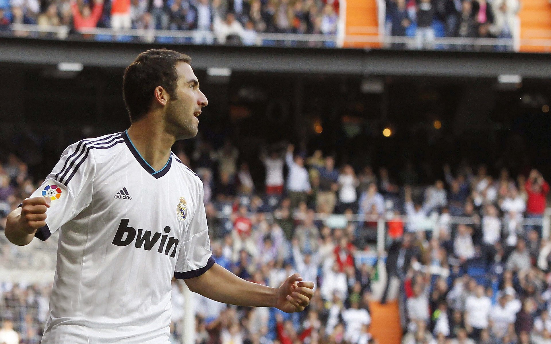 双重奏鸣,拉什福德的个人救赎与玻利维亚的国家冲锋